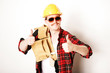 Foto: lustiger Bauarbeiter lustiger Bauarbeiter