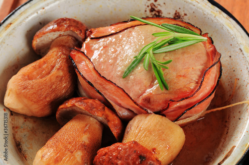 Photo: Bacon-wrapped pork fillet and mushrooms Bacon-wrapped pork fillet and mushrooms