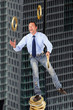 Foto: juggling with finances juggling with finances