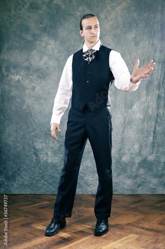 Photo: Gesturing man Gesturing man