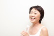 女性　60代　健康