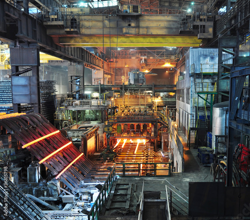 Foto: Industrieanlage Stahl- und Walzwerk // steel mills Industrieanlage Stahl- und Walzwerk // steel mills