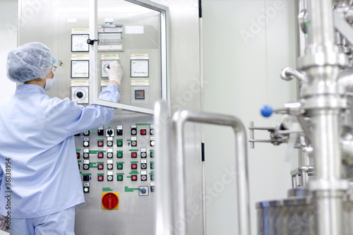 Photo: Pharmaceutical and Medicine Manufacturing Pharmaceutical and Medicine Manufacturing