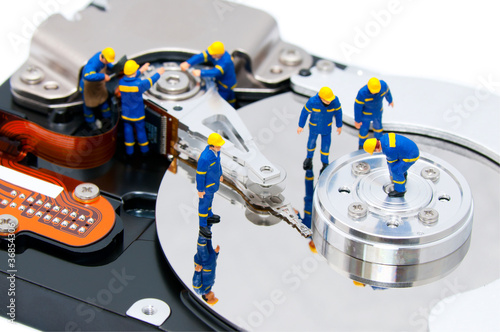 Foto: Hard disk repair concept Hard disk repair concept