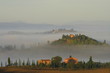 Podere, Bauernhaus,Zypressen,Morgennebel,Toskana,Italien
