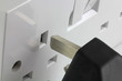 Foto: close up uk 3 pin plug close up uk 3 pin plug