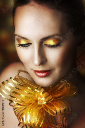 Photo: Glamour portrait of young fashion woman Glamour portrait of young fashion woman