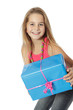 Photo: Enfant avec cadeau bleu Enfant avec cadeau bleu