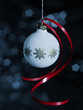 Foto: Christmas bauble with red bow Christmas bauble with red bow