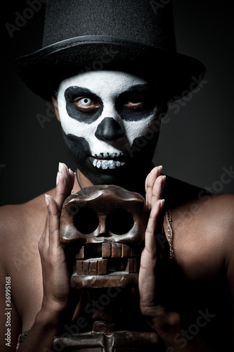 Foto: voodoo priestess voodoo priestess