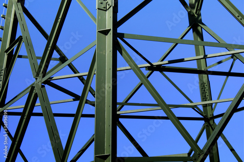 Foto: Strom und Mast Strom und Mast