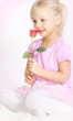 kleine Ballerina mit einer Rose