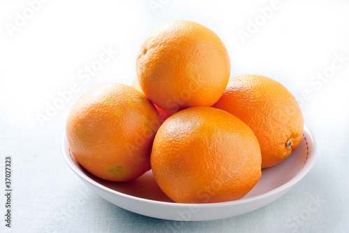 Photo: Bowl of oranges Bowl of oranges