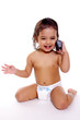 petite fille au téléphone petite fille au téléphone