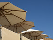 Sonnenschirme am Strand (Algarve)