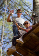 famille au parc accrobranche famille au parc accrobranche