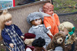 Puppen auf Flohmarkt Puppen auf Flohmarkt