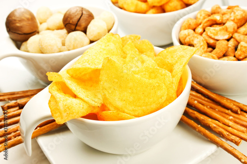Photo: Chips und Nüsse Chips und Nüsse
