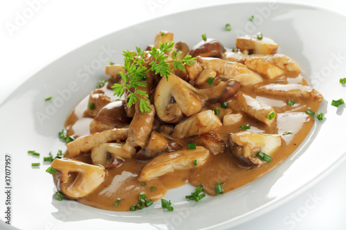 Photo: Schweinegeschnetzeltes mit Champignons Schweinegeschnetzeltes mit Champignons