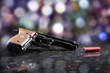 Schreckschuss Waffe mit Pyro Knallpatrone und Leuchtkugeln