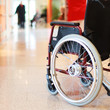 Rollstuhl im Pflegeheim