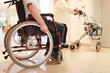 Rollstuhl und Rollator