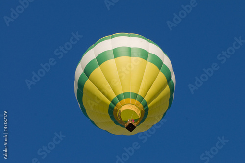 Photo: Hot-air balloon airborne, shot from beneath Hot-air balloon airborne, shot from beneath