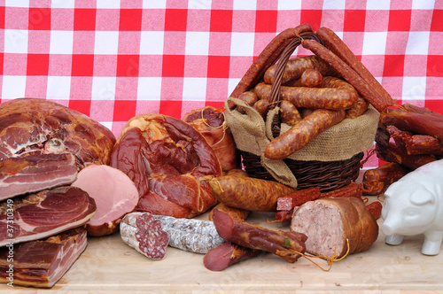 Photo: cochonnailles cochonnailles