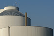 Detail eines Silos einer Industrieanlage