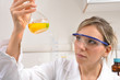 Chimico in laboratorio