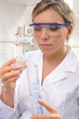 Chimico in laboratorio