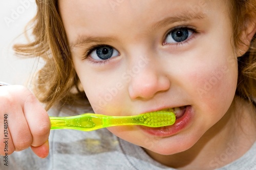 Foto: Brushing Teeth Brushing Teeth