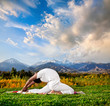 Yoga valakhilyasana pose