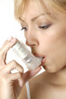 Photo: Femme asthmatique Femme asthmatique