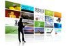 Illustration: Silhouette einer Business Frau mit Bildern Silhouette einer Business Frau mit Bildern