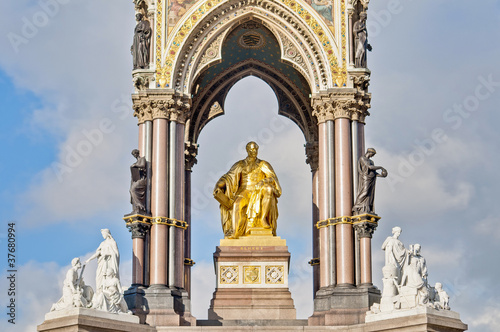 Photo: Albert Memorial at London, England Albert Memorial at London, England