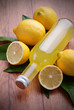limoncello in bottiglia - uno