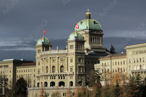 Photo: schweiz bundeshaus in bern schweiz bundeshaus in bern