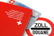 Foto: Pass mit ID-Karte am Zoll Pass mit ID-Karte am Zoll