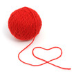 Photo en ligne au meilleur prix Red yarn with heart symbol