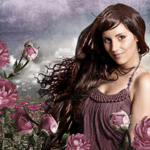 Foto: Mädchen lächelnd wie Mona Lisa im Rosengarten - Märchen - Gem Mädchen lächelnd wie Mona Lisa im Rosengarten - Märchen - Gem