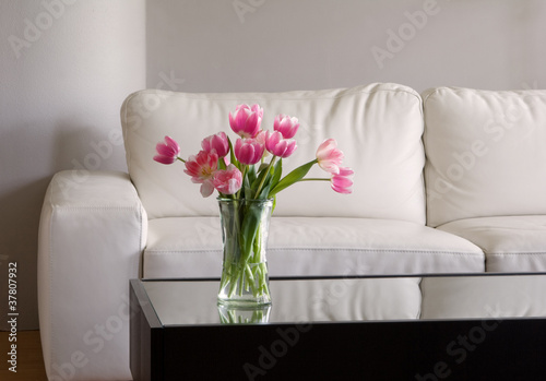Photo: pink tulips in modern living room pink tulips in modern living room