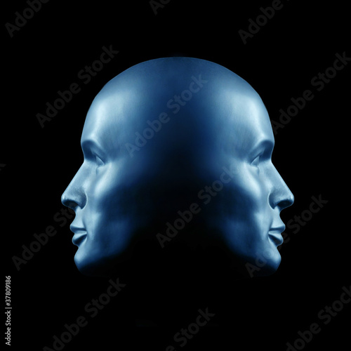 Illustration: Two-faced head statue Two-faced head statue