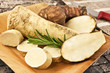 Meerrettich und Topinambur