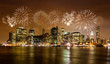 Skyline von New York mit Feuerwerk