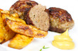 Frikadellen mit Kartoffelecken