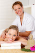 angenehme rückenmassage