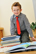 Foto: boy with books boy with books