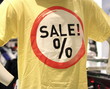 Photo: saldi la vendita su vetrina saldi la vendita su vetrina