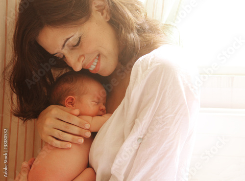 Foto: mother with her baby mother with her baby